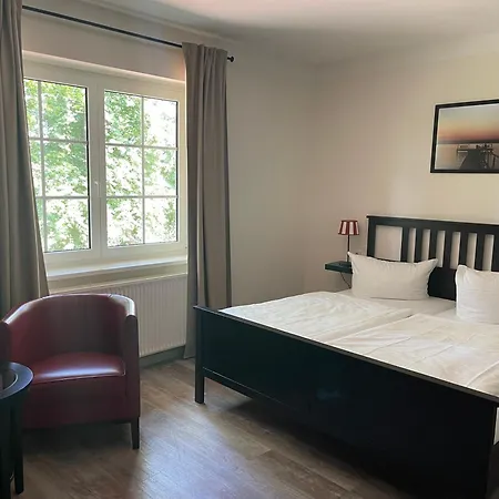 Ferienresidenz Mueritzpark Hotell Röbel