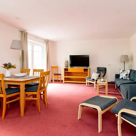 Отель Ferienresidenz Mueritzpark 3*