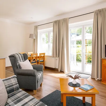 Ferienresidenz Mueritzpark Отель 3*