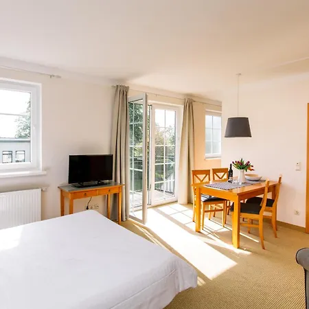 Ferienresidenz Mueritzpark 3* Рёбель