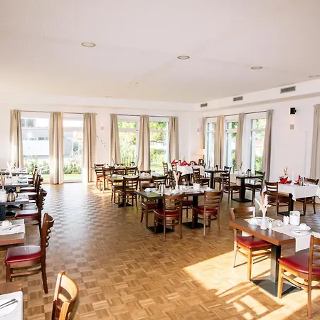 Hotell Ferienresidenz Mueritzpark Röbel