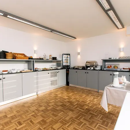 Ferienresidenz Mueritzpark 3* Рёбель