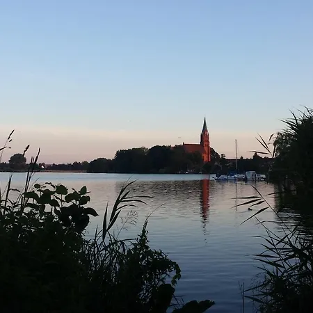 Отель Ferienresidenz Mueritzpark Рёбель