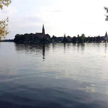 Отель Ferienresidenz Mueritzpark 3*